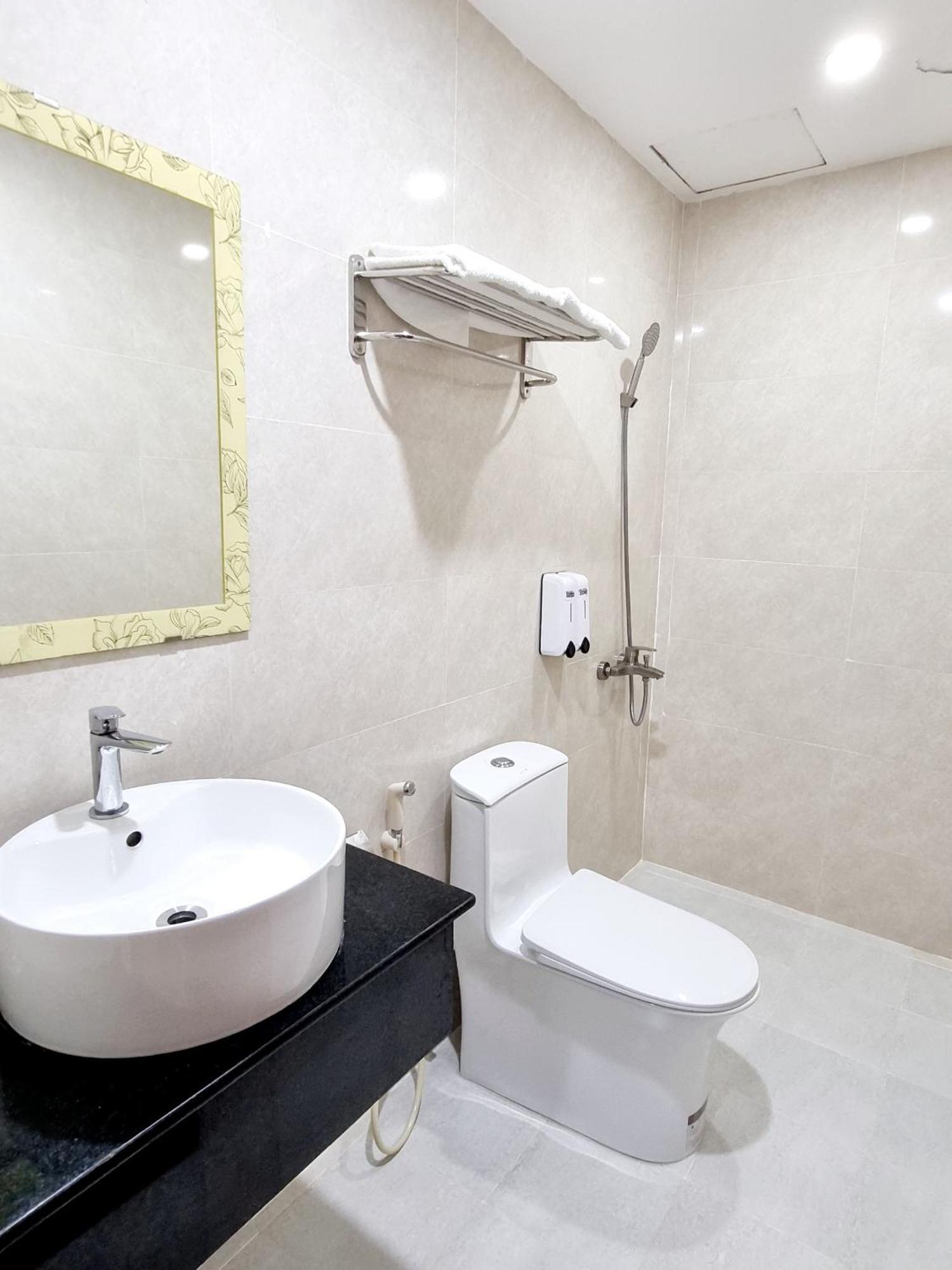 Minh Khue Hotel Vinh Long Ngoại thất bức ảnh